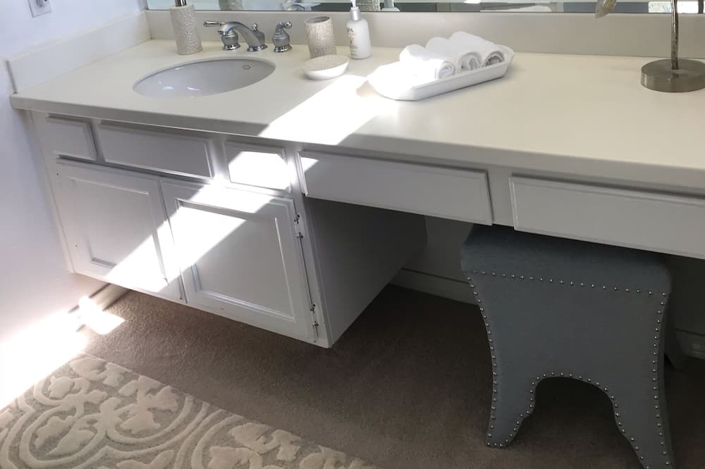 Photo of Bathroom in Rancho Mirage