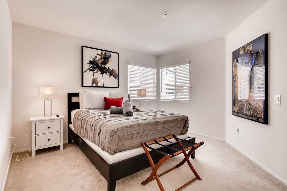 Photo of Bedroom in Downtown San Diego
