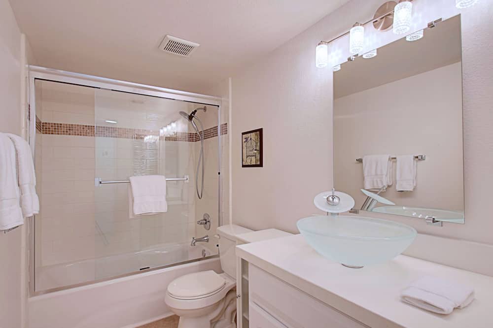 Photo of Bathroom in Palm Springs