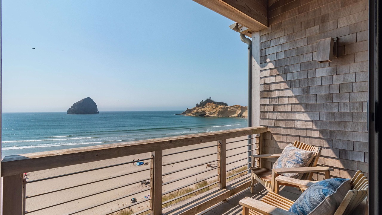 Photo of Bedroom in Pacific City