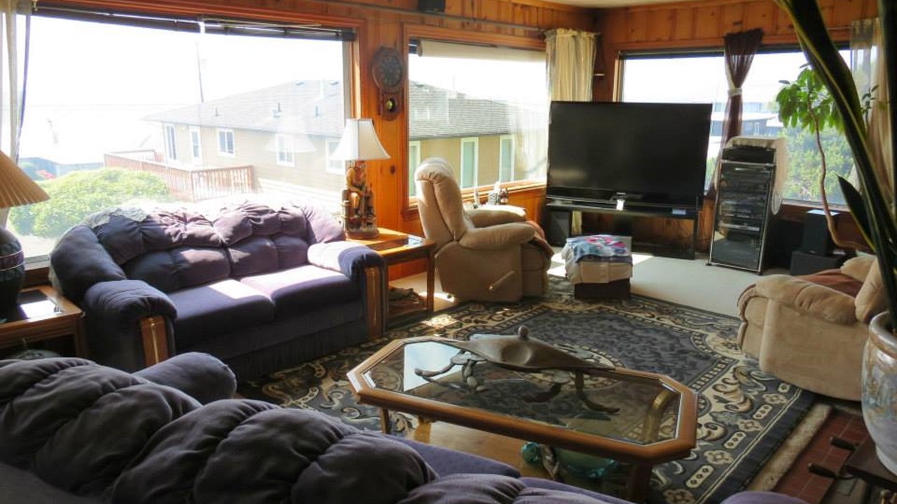 Photo of Others in Lincoln City