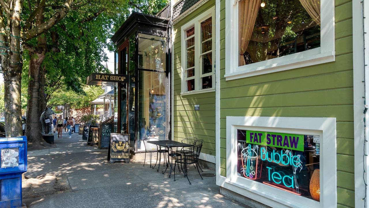 Photo of Outdoor in Uptown