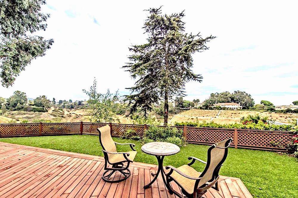 Photo of Patio Balcony in Pacific Palisades