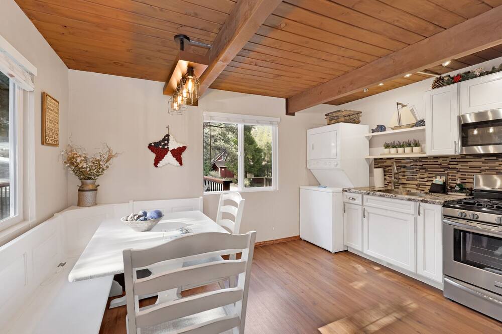 Photo of Kitchen in Big Bear City