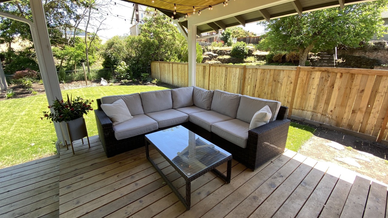 Photo of Patio Balcony in The Dalles