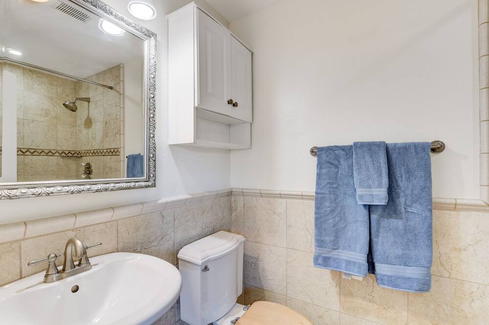 Photo of Bathroom in La Jolla Shores
