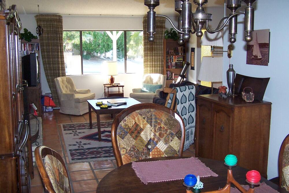 Photo of Bedroom in Palm Desert