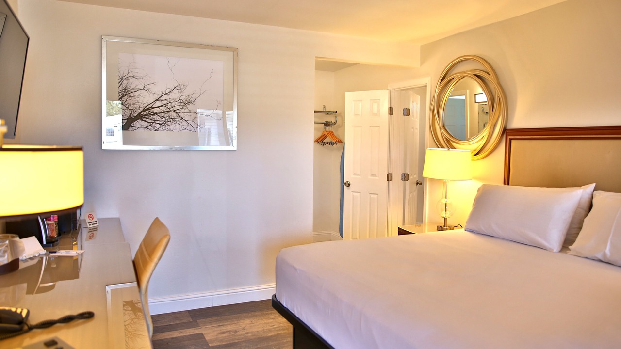 Photo of Bedroom in Crescent City