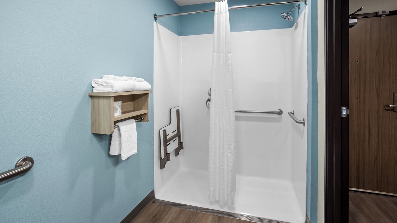 Photo of Bathroom in Algona