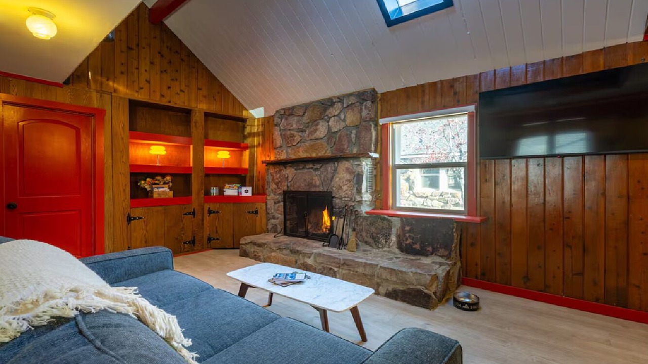 Photo of Livingroom in The Village