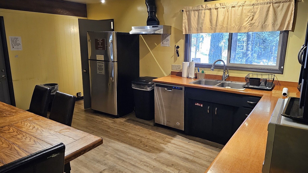 Photo of Kitchen in Mammoth Lakes