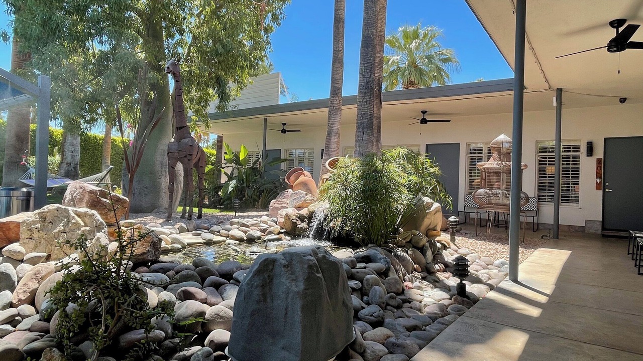 Photo of Outdoor in Warm Sands