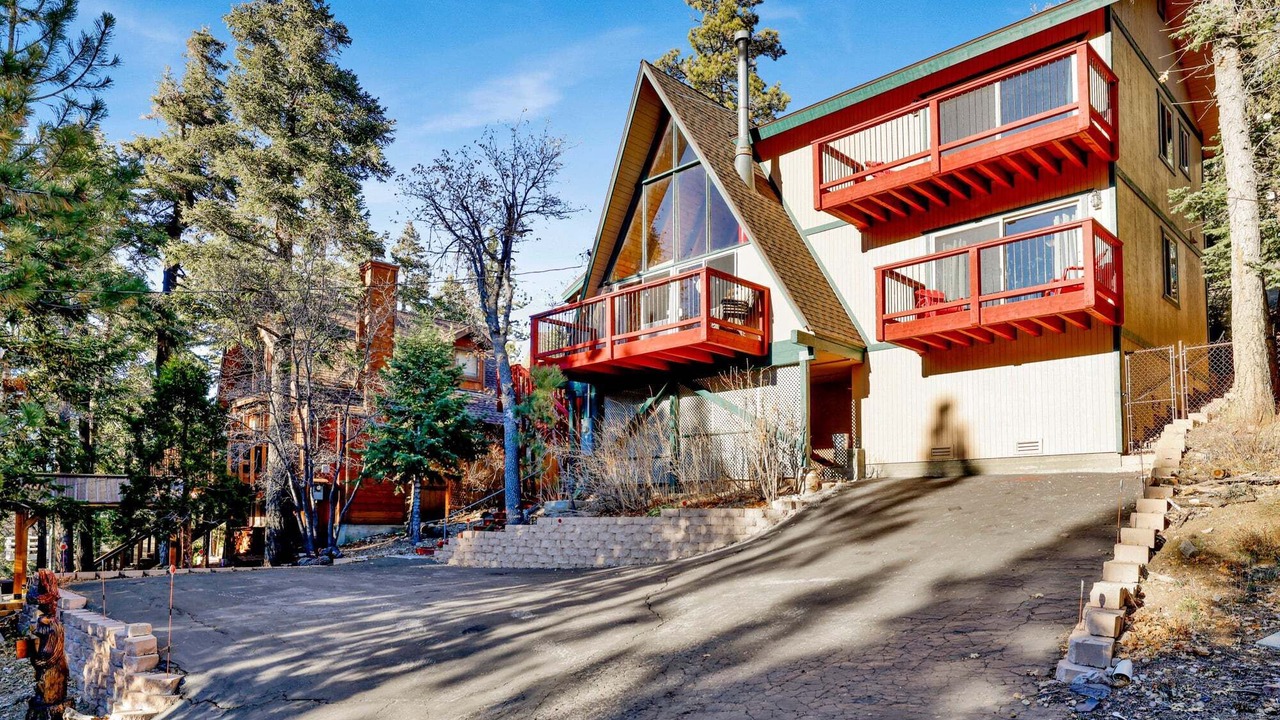 Photo of Outdoor in Upper Moonridge