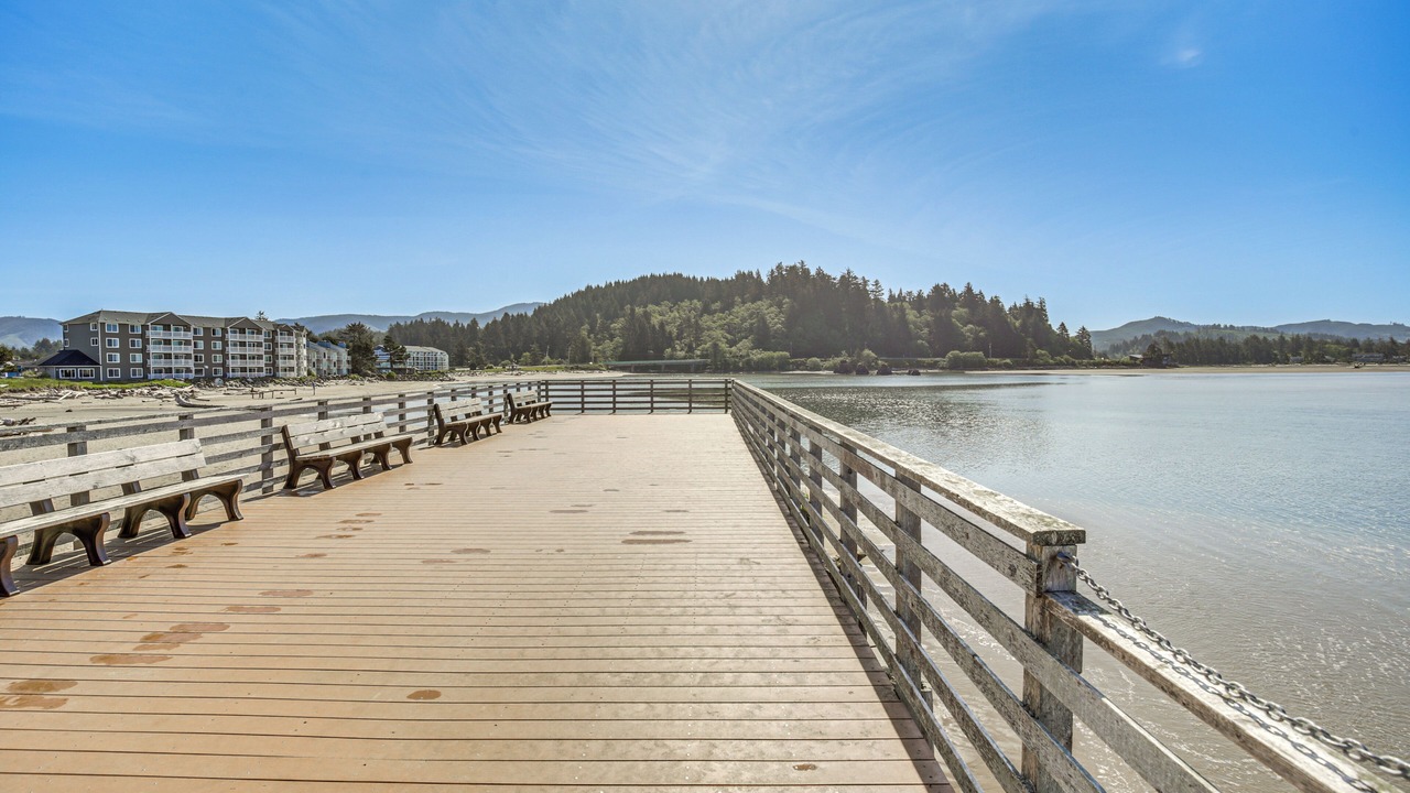 Photo of Others in Lincoln City