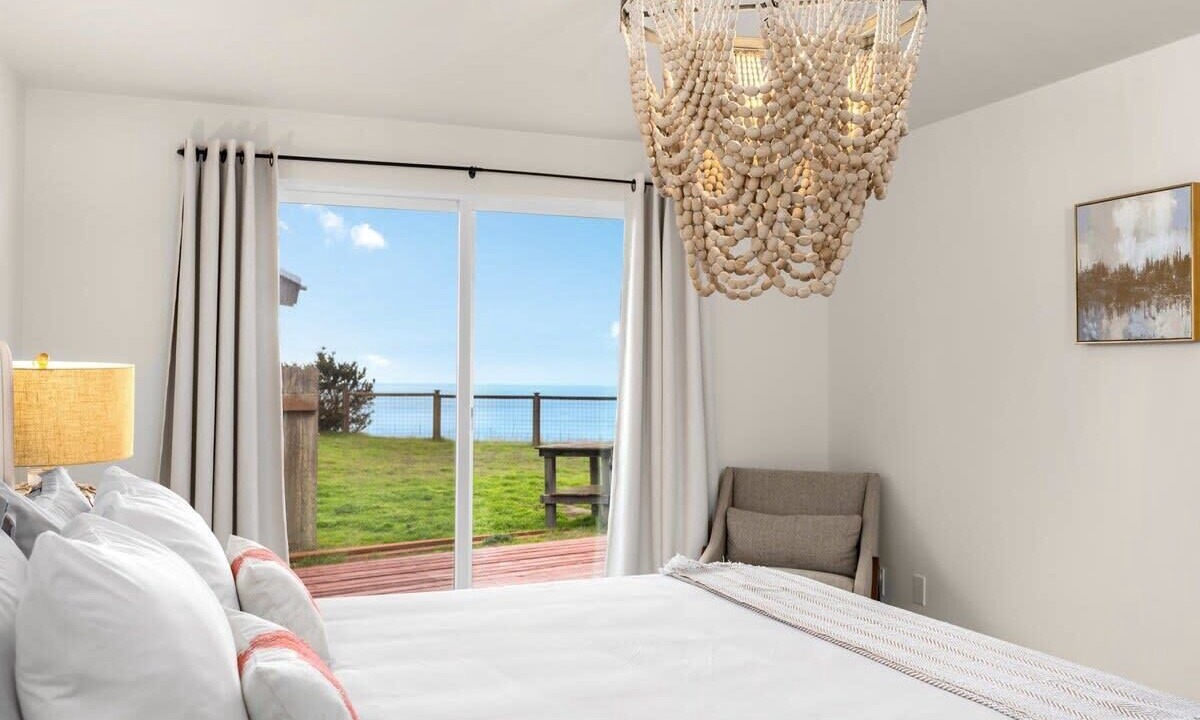 Photo of Bedroom in Oak Harbor