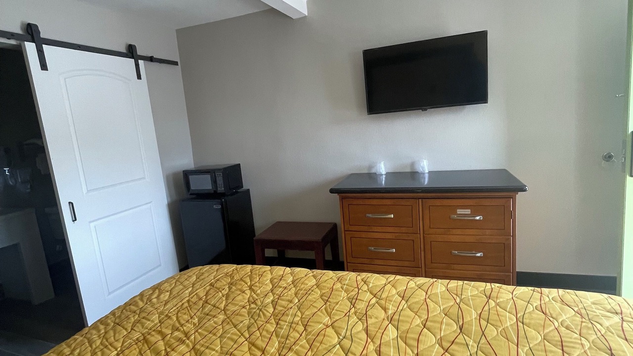 Photo of Bedroom in Los Angeles