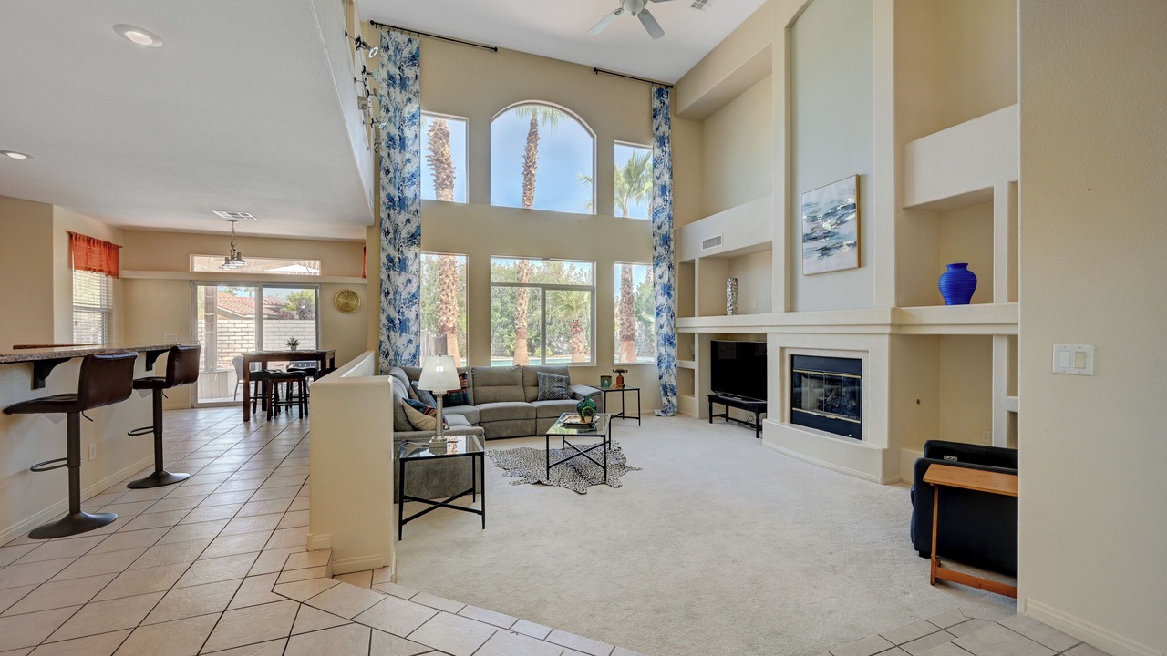 Photo of Livingroom in Spring Mountain Ranch