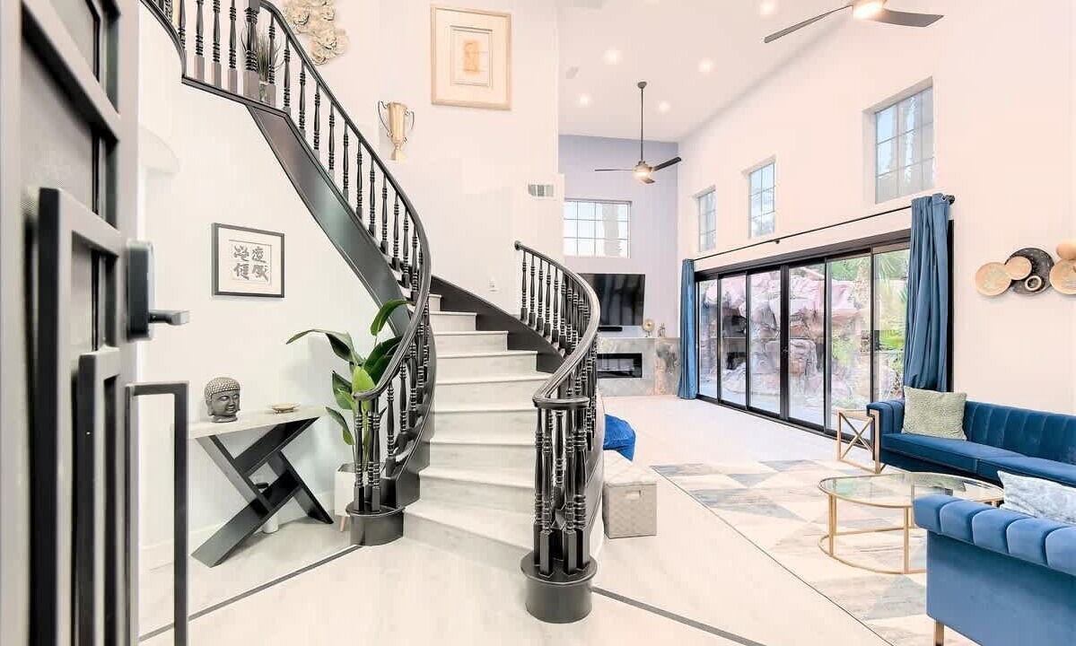 Photo of Livingroom in Spring Valley