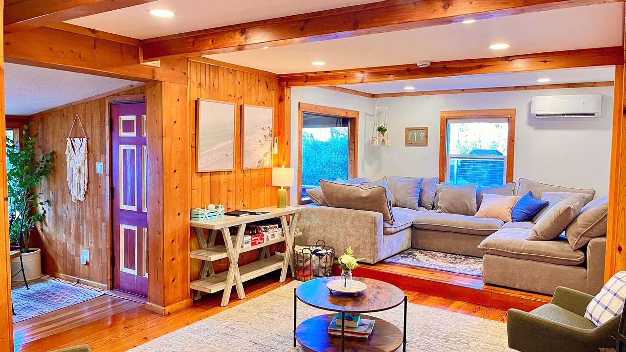 Photo of Livingroom in Arch Cape
