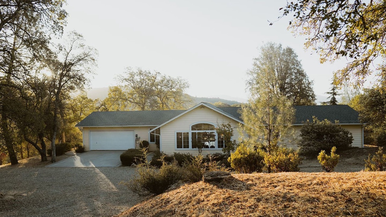 Photo of Others in Oakhurst