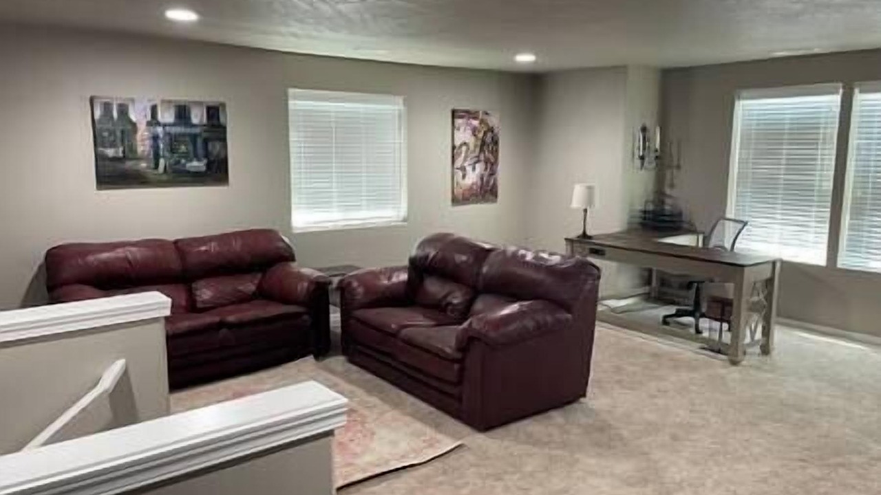 Photo of Livingroom in College Place