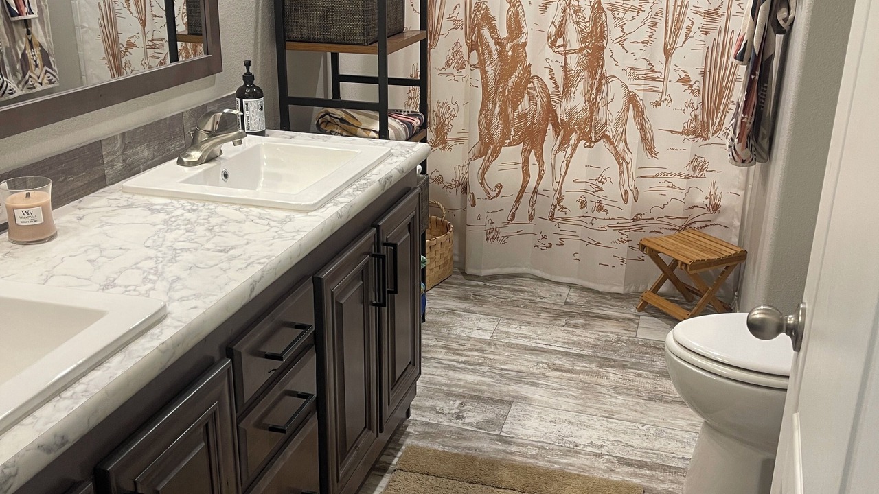 Photo of Others in Spray