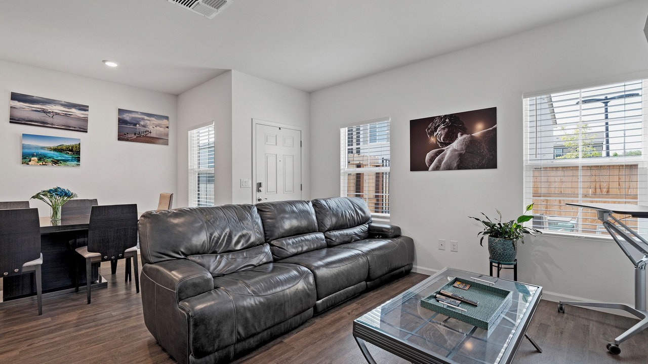 Photo of Livingroom in Reno