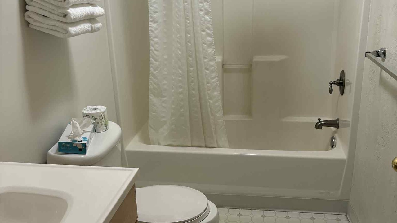 Photo of Bedroom in Crescent