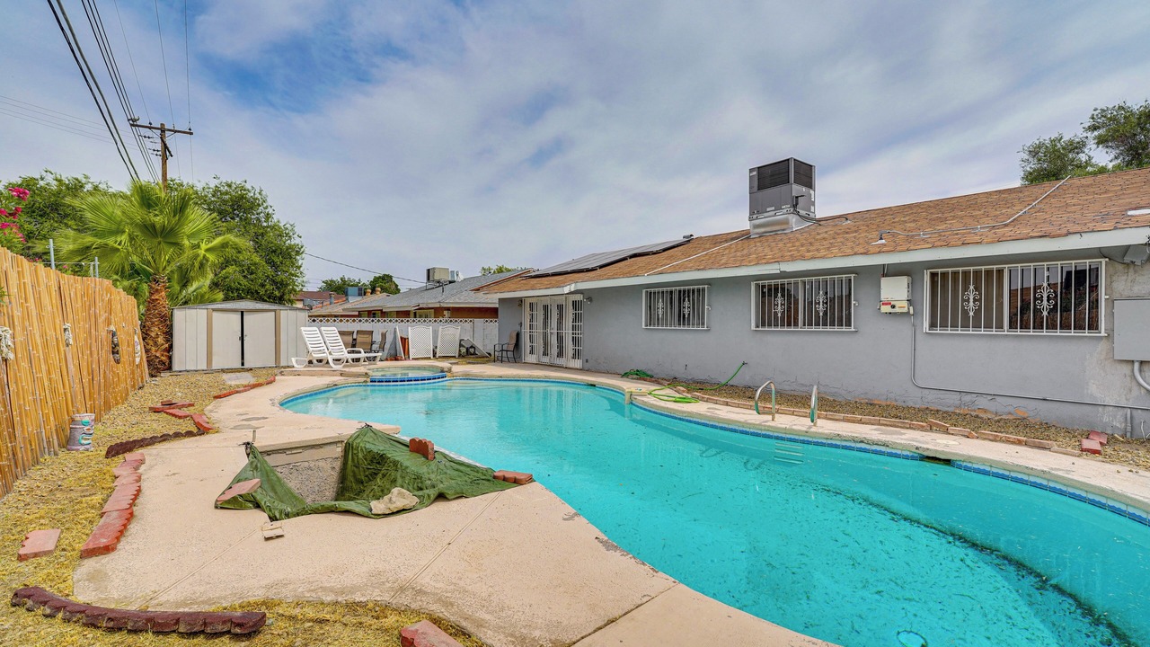 Photo of Outdoor in Rancho Oakey