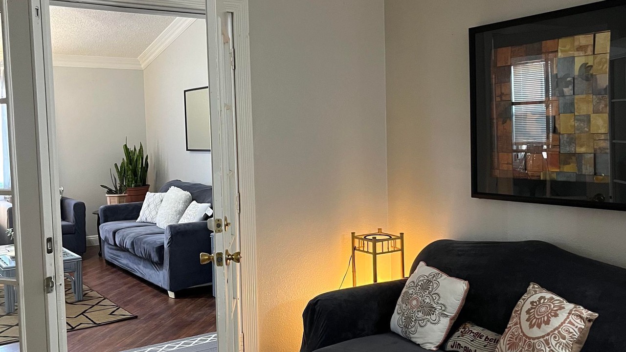 Photo of Livingroom in Sunrise Manor