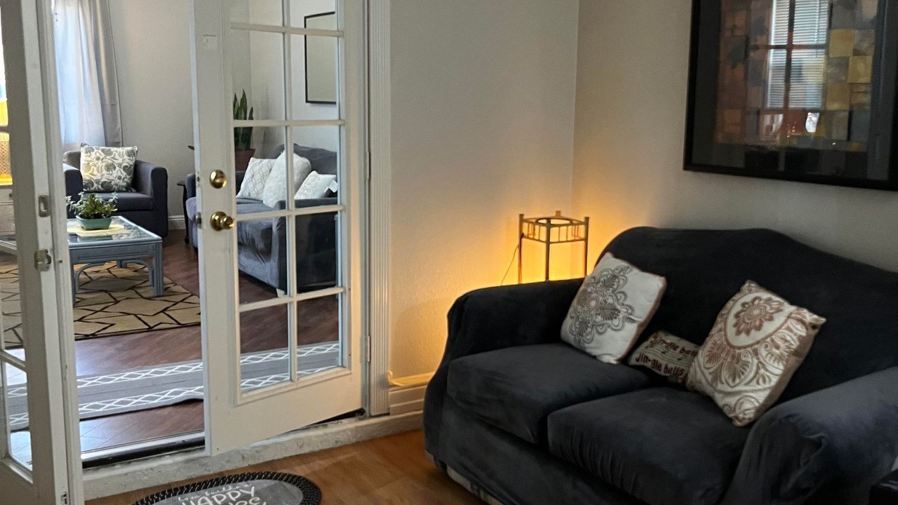 Photo of Livingroom in Sunrise Manor