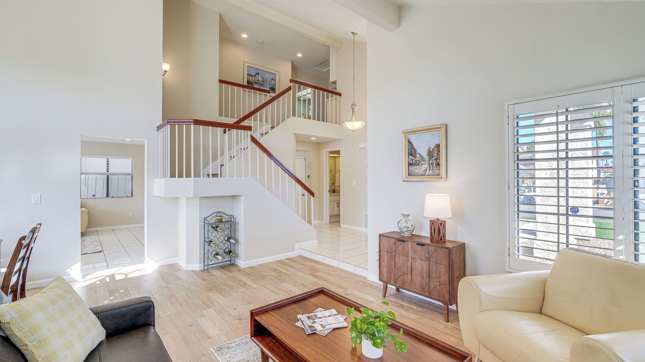 Photo of Livingroom in Rancho Penasquitos