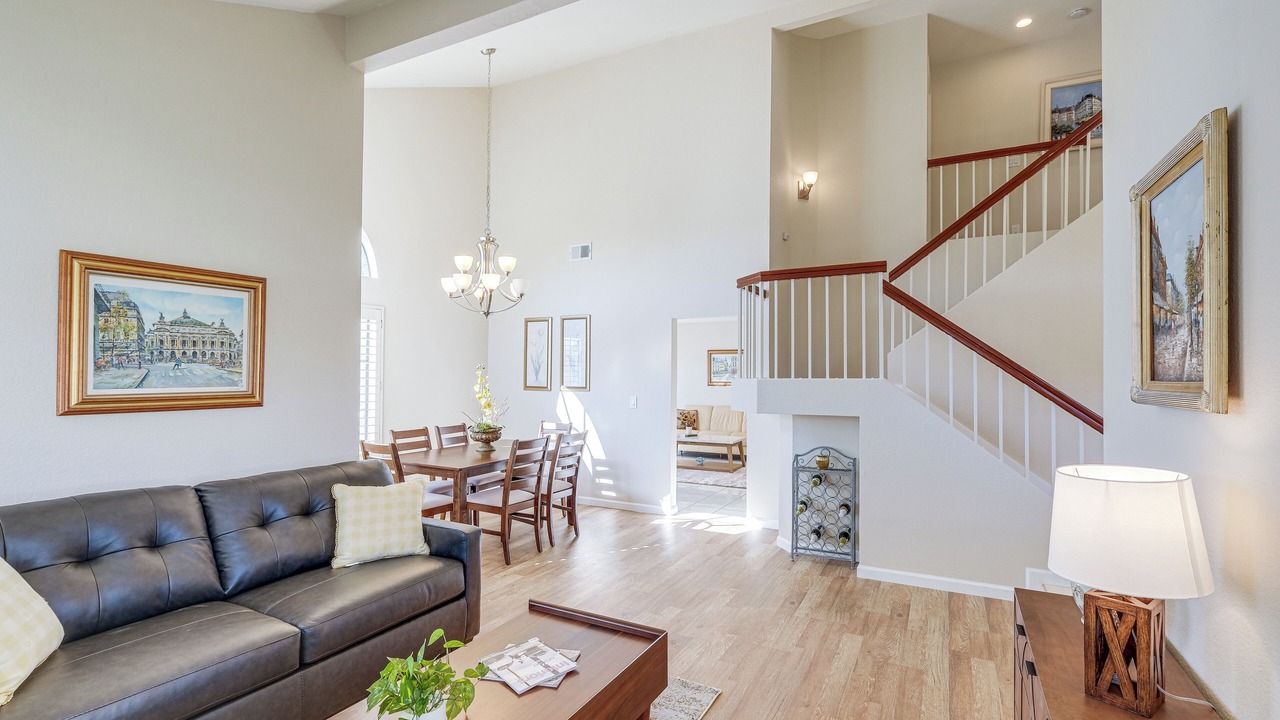 Photo of Livingroom in Rancho Penasquitos