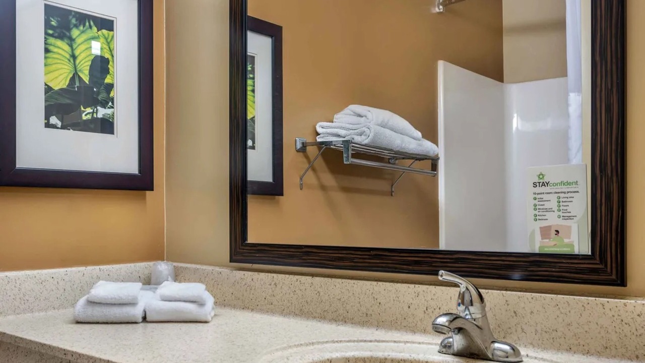 Photo of Bathroom in La Mirada
