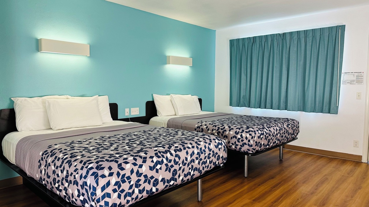 Photo of Bedroom in Crescent City