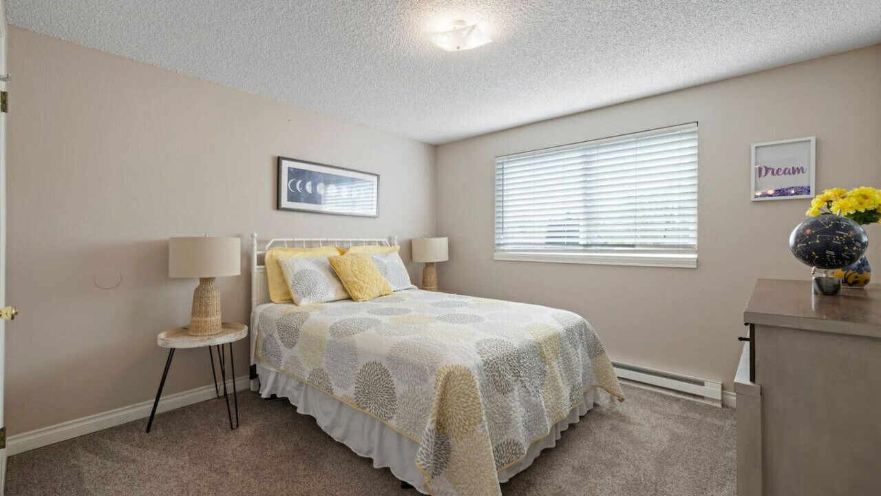 Photo of Bedroom in Benton City