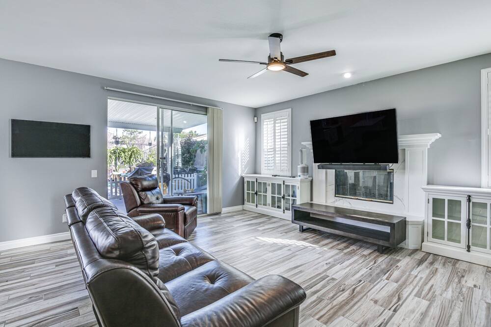 Photo of Livingroom in Otay Ranch