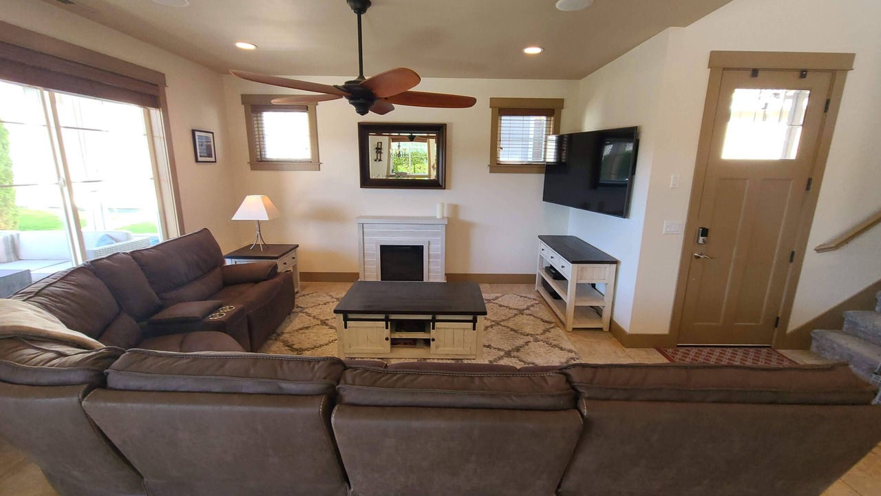 Photo of Livingroom in Quincy