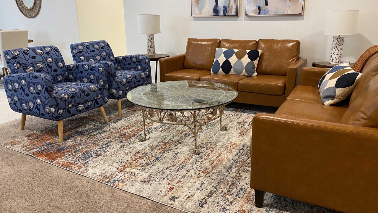 Photo of Livingroom in Lakeview