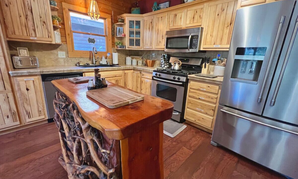 Photo of Kitchen in California Hot Springs