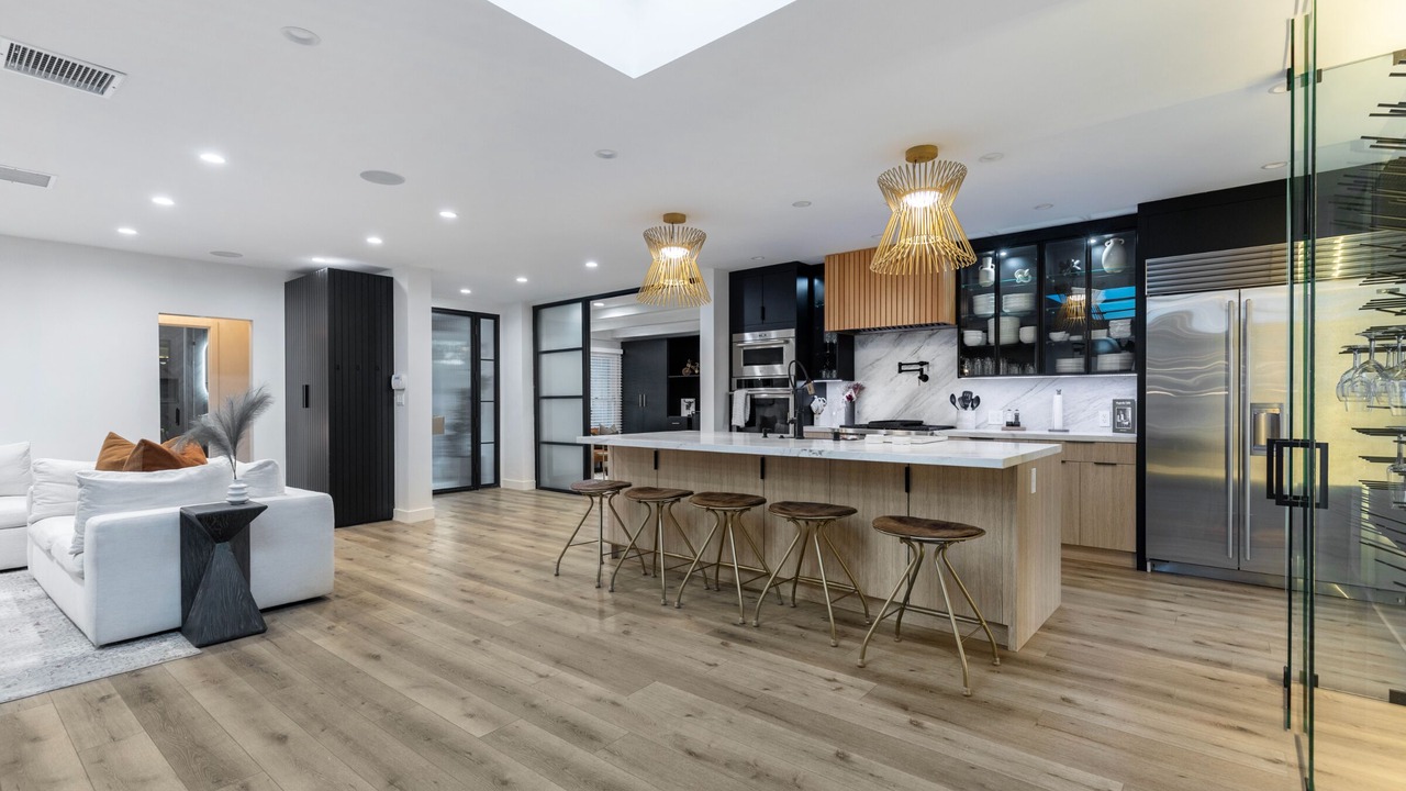 Photo of Kitchen in Woodland Hills