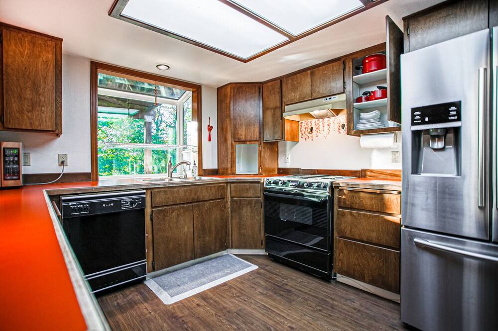 Photo of Kitchen in West Linn