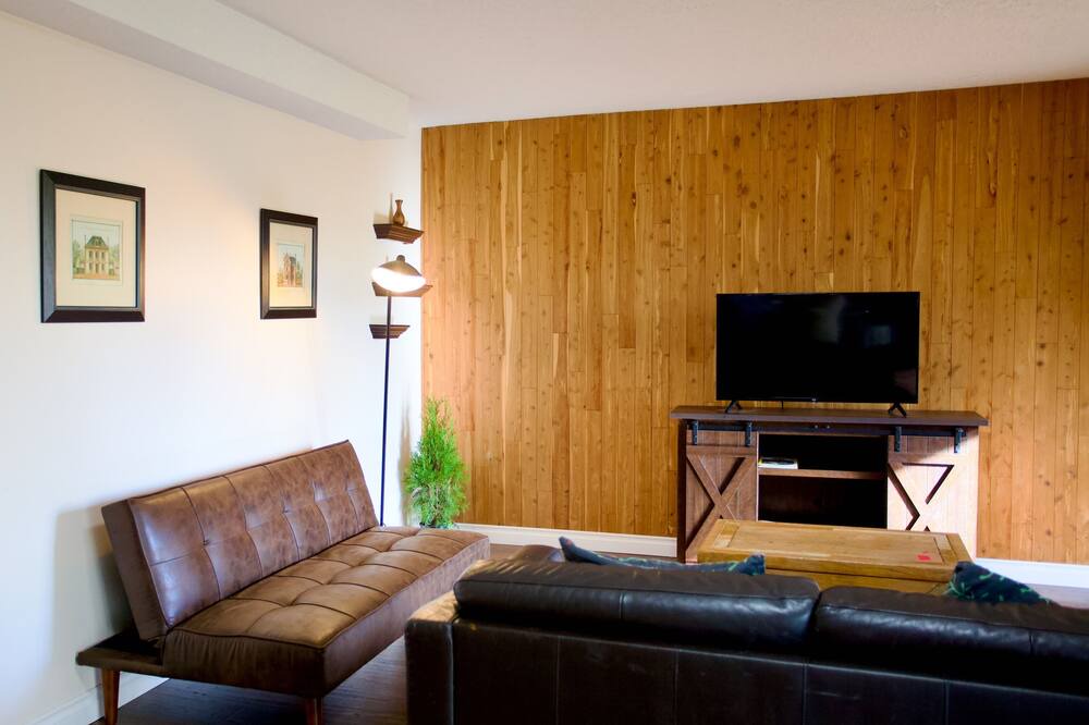 Photo of Livingroom in West Linn