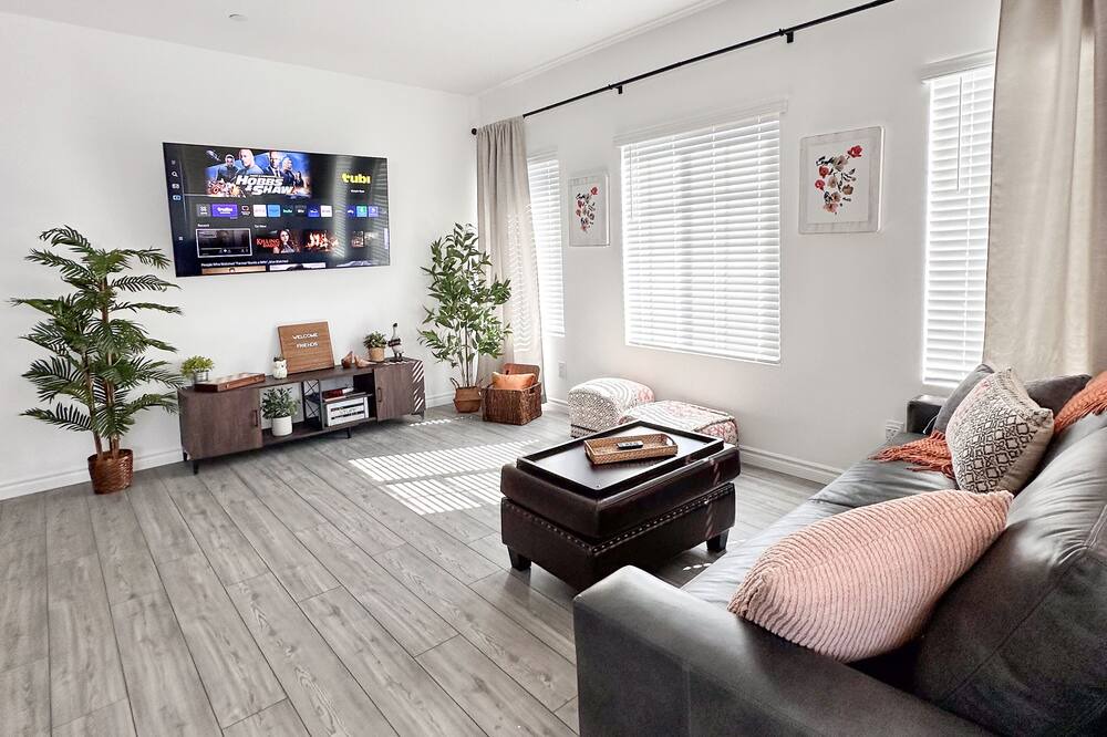 Photo of Livingroom in North Las Vegas