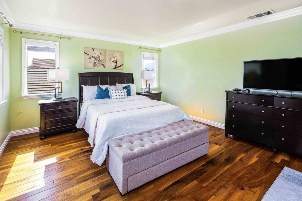 Photo of Bedroom in Rancho Cucamonga