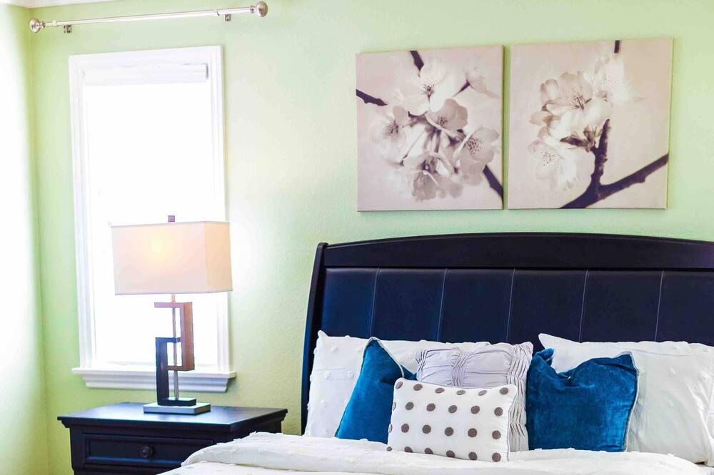 Photo of Bedroom in Rancho Cucamonga