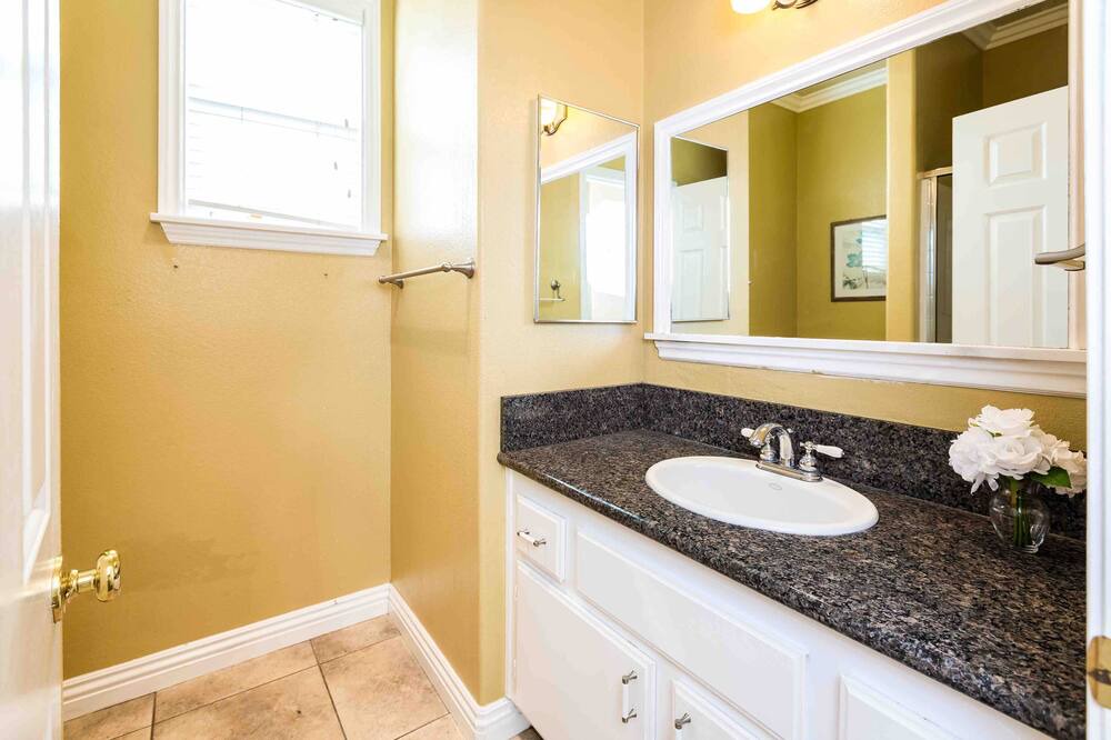 Photo of Bathroom in Rancho Cucamonga