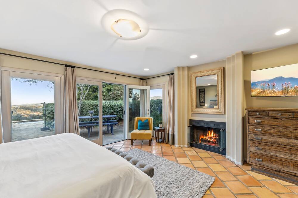 Photo of Bedroom in Valley Center