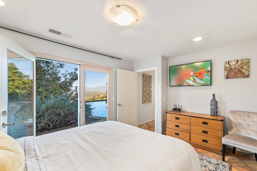 Photo of Bedroom in Valley Center