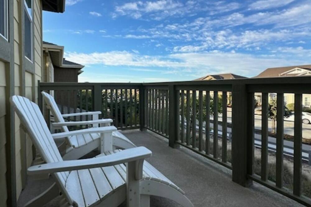 Photo of Patio Balcony in Marina